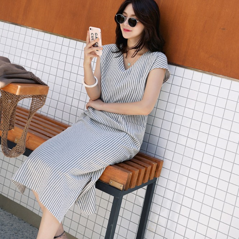 Summer New Striped Dress for Women, Mid-Length Korean Style V-Neck Loose Plus Size Double Pocket Side Slit Pullover Dress Summer New Striped Dress for Women, Mid-Length Korean Style V-Neck Loose Plus Size Double Pocket Side Slit Pullover Dress