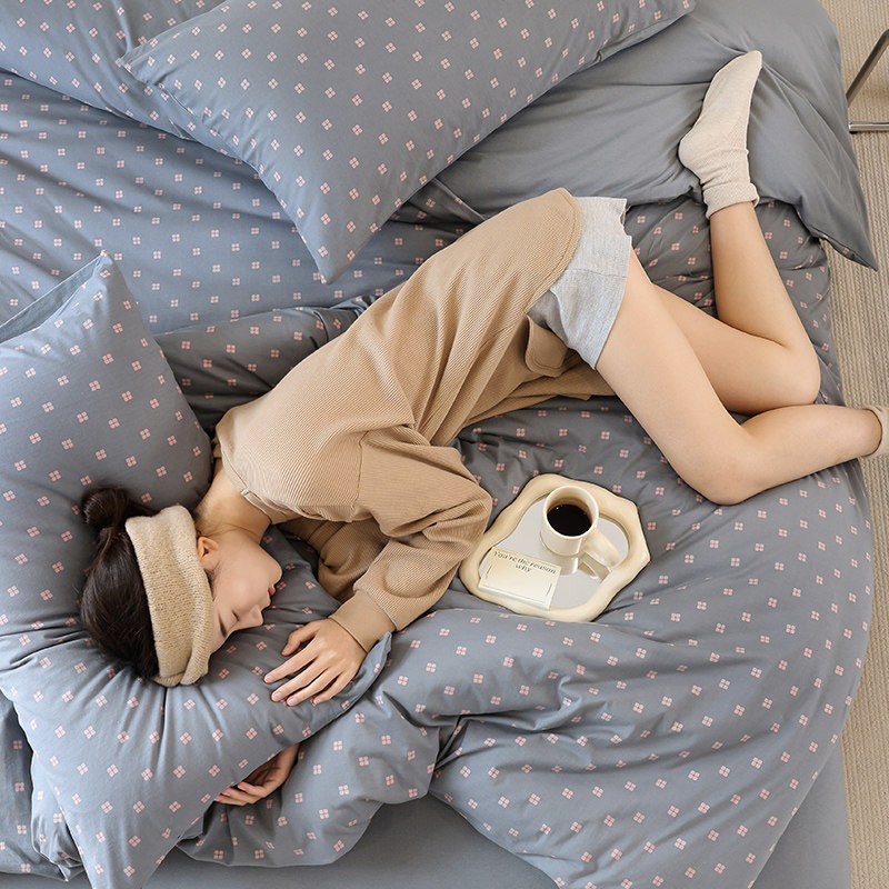 Ultra soft A type of geranium cotton four pieces sets 100 full cotton pure cotton knit quilt cover nude bed linen bed Hat Bedding