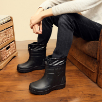 Gush rain shoes Mens middle cylinder rubber shoes waterproof and light car wash shoes winter fishing rain boots warm non-slip cotton water shoes