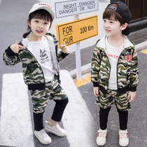 Boys camouflage suit spring and autumn childrens early autumn clothes Net red girls clothes baby Autumn sports two-piece set