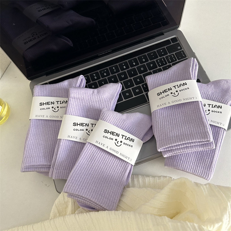 中筒裤，潮人新宠儿？揭秘时尚界的新晋单品！穿搭秘籍来啦！