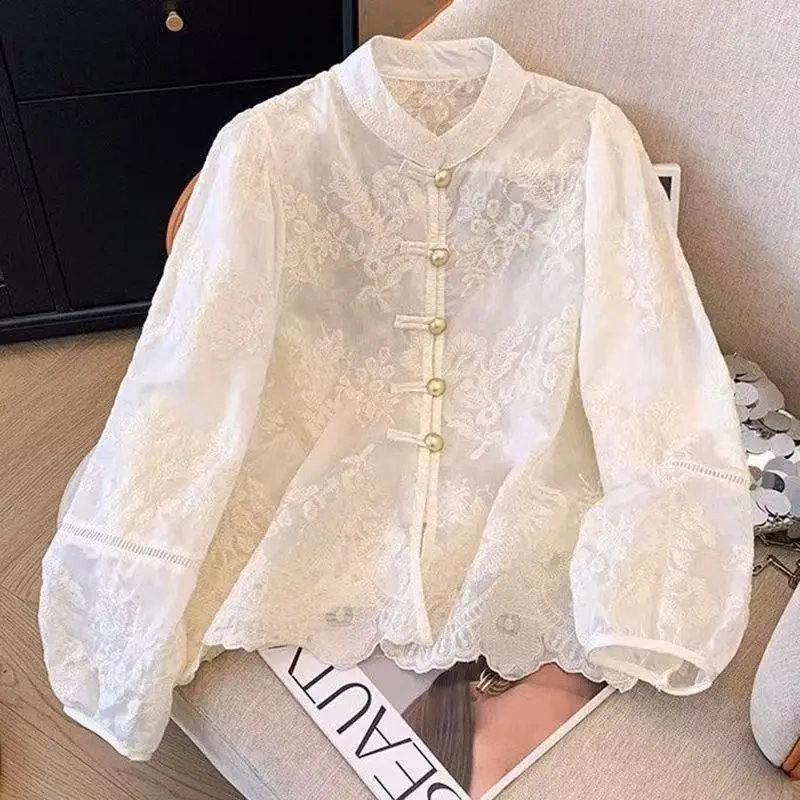 (Lined) New Chinese-Style Stand-Up Collar Embroidered Lace Shirt for Women, Spring and Summer, Slimming, Versatile, Long-Sleeved Top, Lightweight Style