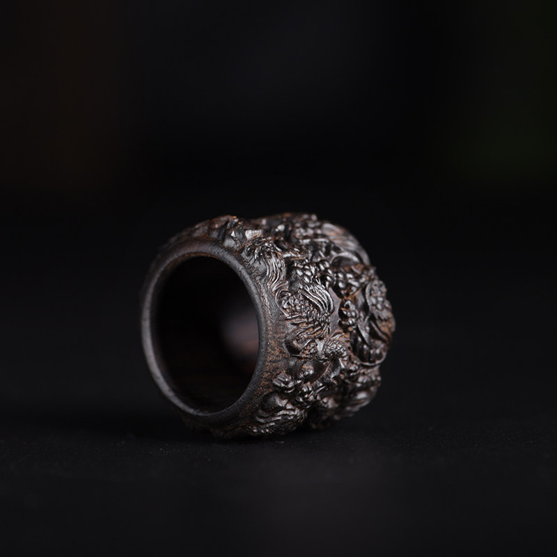 Xuantong Bodhisattva chess, agarwood, dragon pattern, finger ring, wood carving, handmade jewelry, ring, gift, wood jewelry, cultural toy