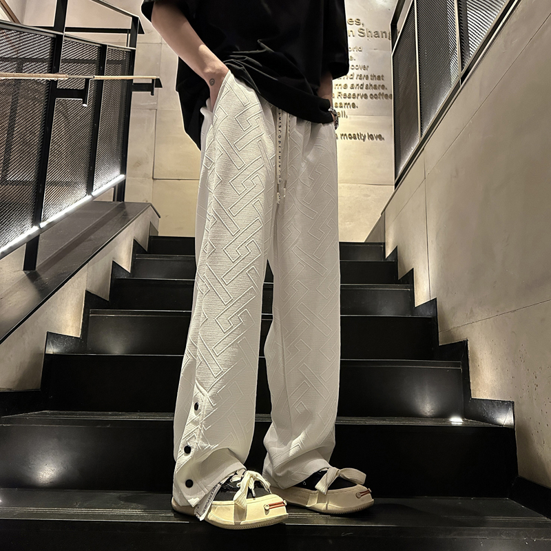 American-Style Heavyweight Basketball Button-Fly Split Sweatpants for Men, Straight-Leg Sports Pants, High-Street Vibe, Drapey Casual Long Pants American-Style Heavyweight Basketball Button-Fly Split Sweatpants for Men, Straight-Leg Sports Pants, High-Street Vibe, Drapey Casual Long Pants