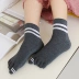 Vớ năm ngón của phụ nữ mùa thu và mùa đông mô hình dày sọc sọc ngón chân năm vớ vớ cotton vớ đại học gió Vớ bông