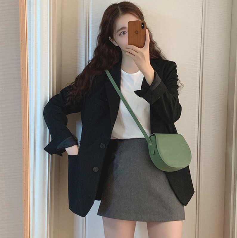 Advanced Senses Suit Jacket Woman Spring Autumn Black Design Sensation Small Korean version Inren Wind Relaxed Spring Autumn Retro West Suit