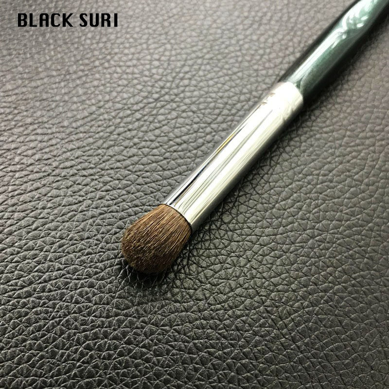 Eye shadow brush round head soft hair animal hair eye real hair super soft professional single nose shadow brush nose shadow brush