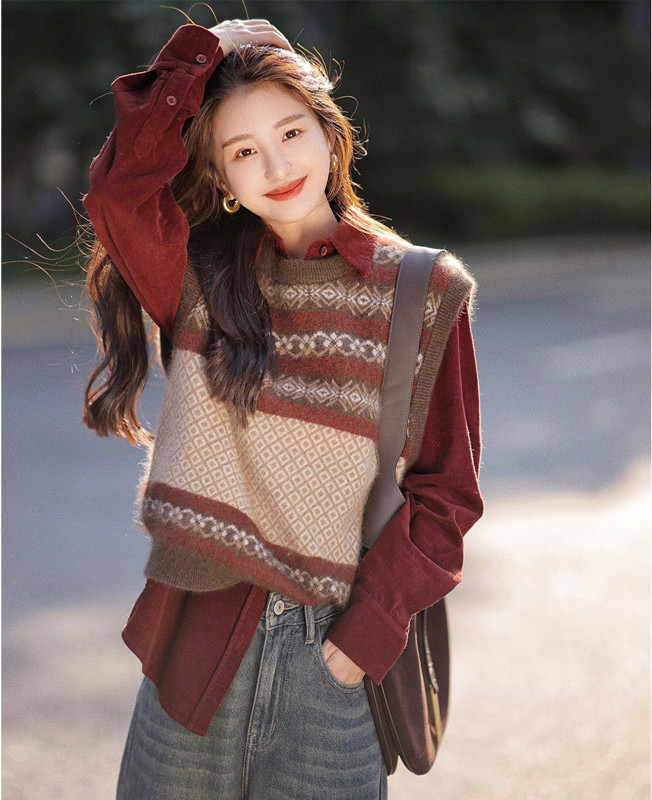 Authentic Gejia New 2026 Autumn and Winter French Retro Jacquard Melard Shirt Layered with Knitted Vest for Women