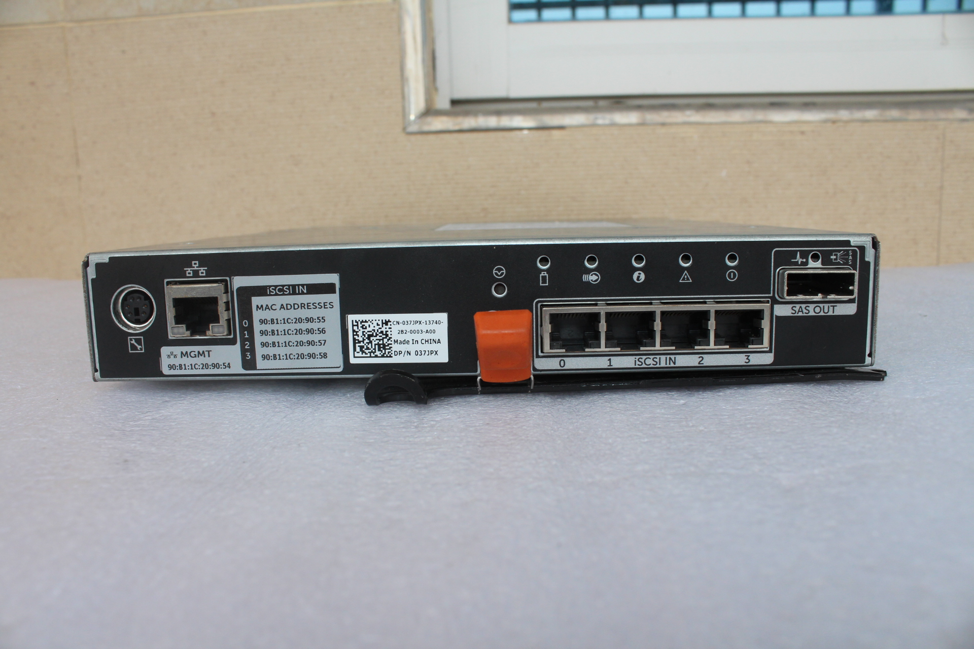 037JPX 4 mouth 1G ISCSI DELL MD3260I controller