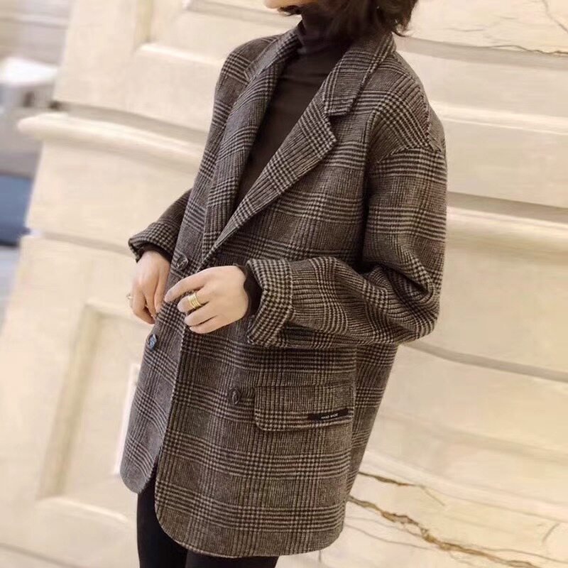 Small suit jacket 2021 Winter new loose 100 hitch double-row buckle plaid bifacial cashmere big coat woman short
