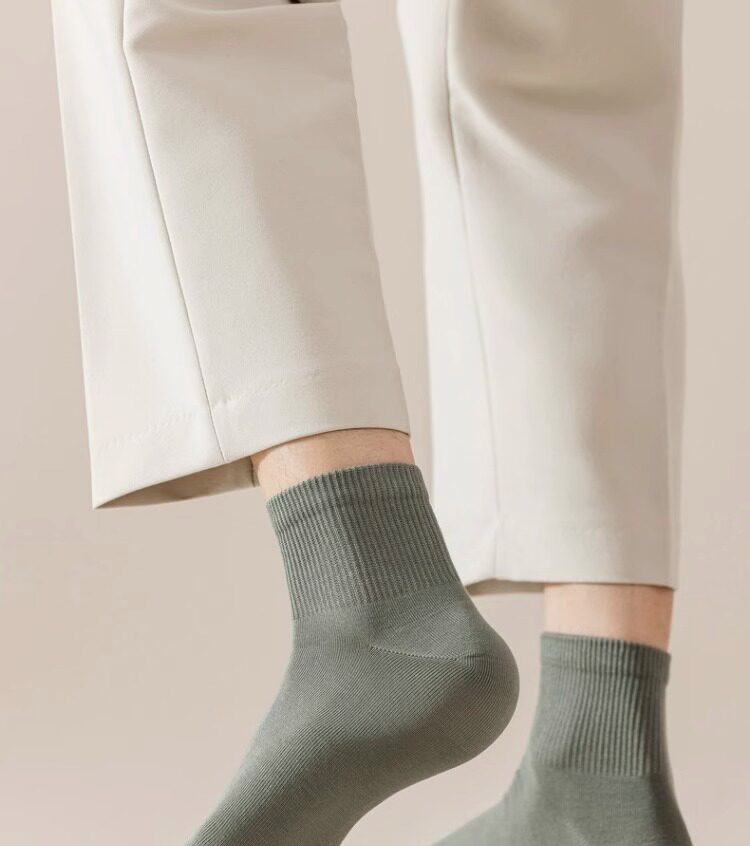 Men's Summer Thin Mid-Calf Socks, Odor-Resistant, Sweat-Absorbent, Antibacterial, Spring and Autumn Style, Anti-Foot Odor, Men's Summer Short Socks, Trendy — تصویر 1
