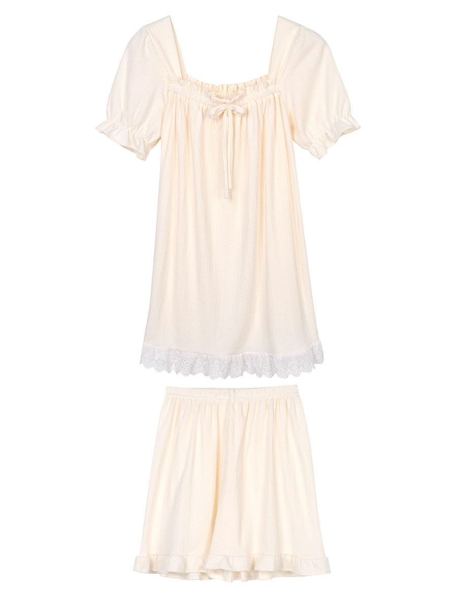 Xin help Bra summer new small fresh solid color home clothing set ruffled blouse shorts pajamas women