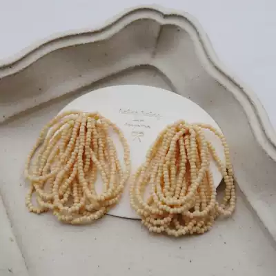 huang huang Japanese imported materials hand-made heavy industry earrings beaded new color debut