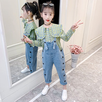 Girls  autumn suit 2021 new net red childrens trend foreign style Korean version of the autumn denim bib pants two-piece set