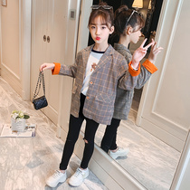 Girls suit jacket spring 2021 new little girl Korean version of the foreign style fashionable plaid childrens spring and autumn top tide