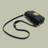 Небольшая дизайнерская сумка подмышку, изысканная небольшая сумка, сумка через плечо, сумка на одно плечо, премиум класс