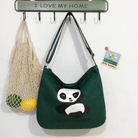 Зеленый, большой