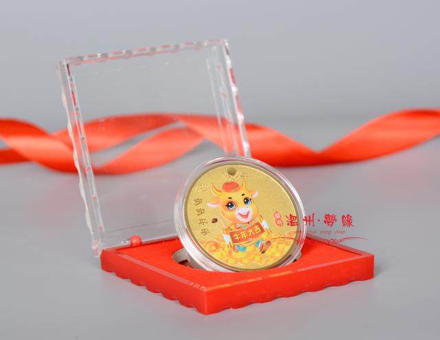 2021 Year of the Ox new baby birth commemorative coin Newborn baby gold-plated stamp lettering card Hospital Gift set
