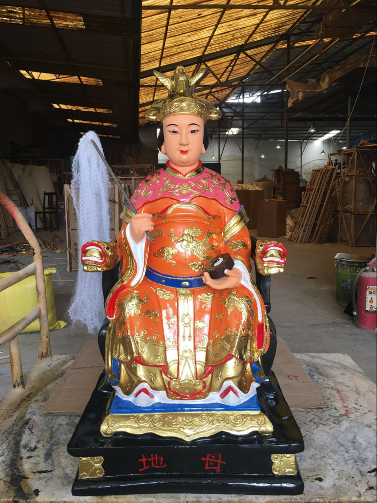 Factory direct sales of Buddha statues Resin fiberglass Buddha statues gilded painted 90cm earth mother gilded earth mother Buddha statue