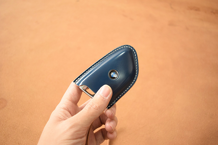 Áp dụng cho Bộ chìa khóa BMW Blade 5 Series X1 X5 X6 Full Horse Hip Leather Handmade Handmade - Trường hợp chính ví móc chìa khóa nữ cá tính