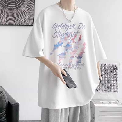 The 2026 blockbuster printed short-sleeved T-shirt for men's summer is a new design with a sense of half-sleeved fashion brand and loose base layer