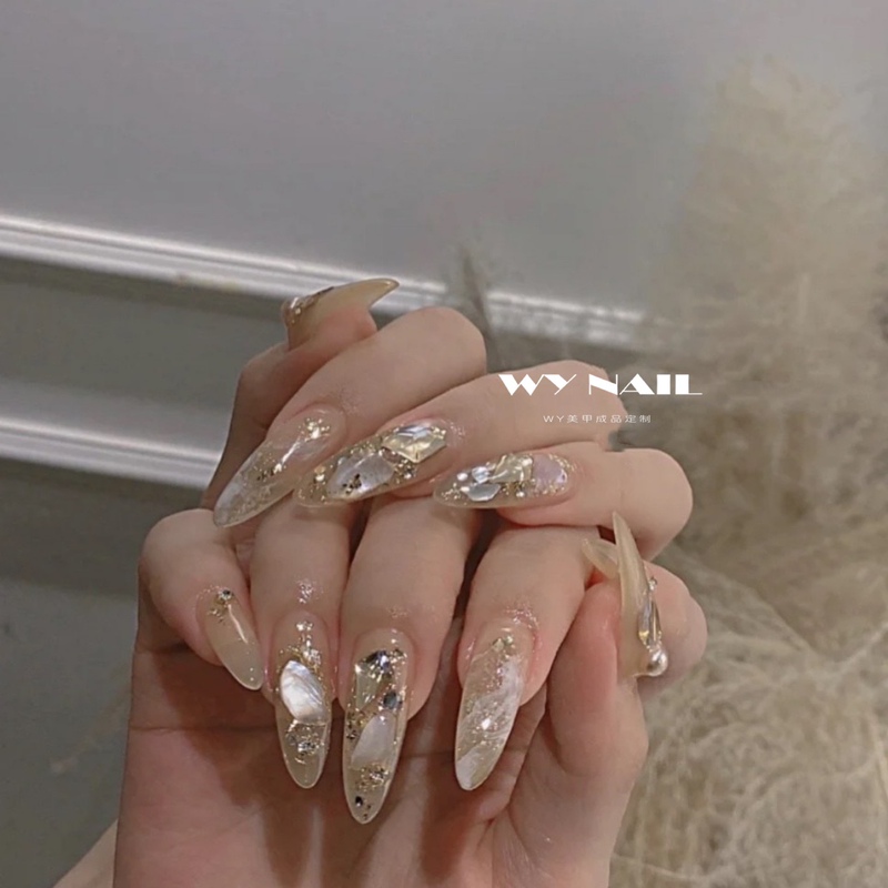 Internet Celebrity Pearl Shell Gold Foil Fake Nail Stickers Manicure Wearable Nails Finished Product Removable Wearable Fake Nail Patches Internet Celebrity Pearl Shell Gold Foil Fake Nail Stickers Manicure Wearable Nails Finished Product Removable Wearable Fake Nail Patches