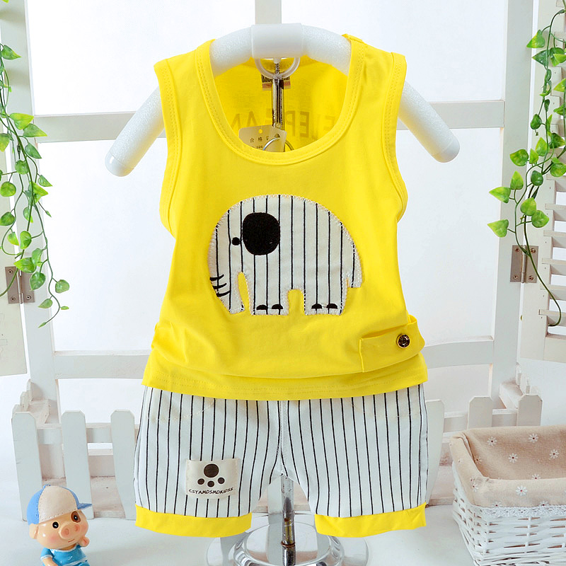 . Bé vest bộ mùa hè mỏng trẻ em đội mũ trùm đầu 0-1 tuổi 2 bé trai 3 tay quần short hai mảnh quần áo trẻ em.