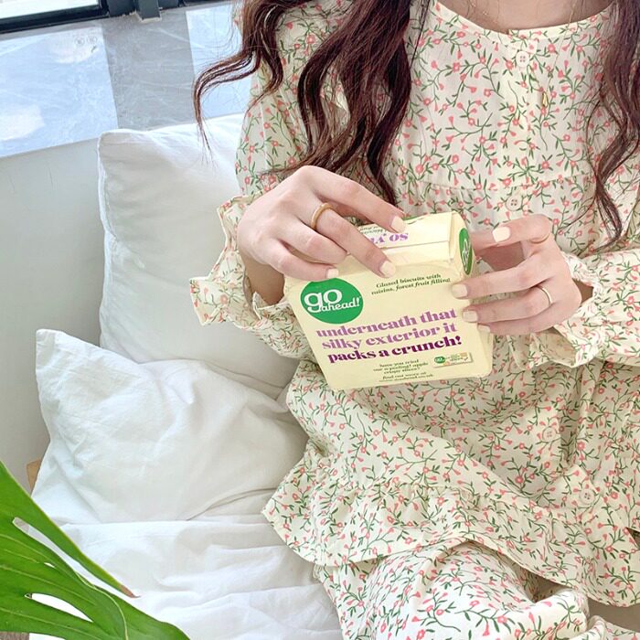 Beauty Reduction ~ Romantic Korean version of sweet and beautiful lotus leaf side crushed cotton numb pajamas for women's spring and autumn loose suit