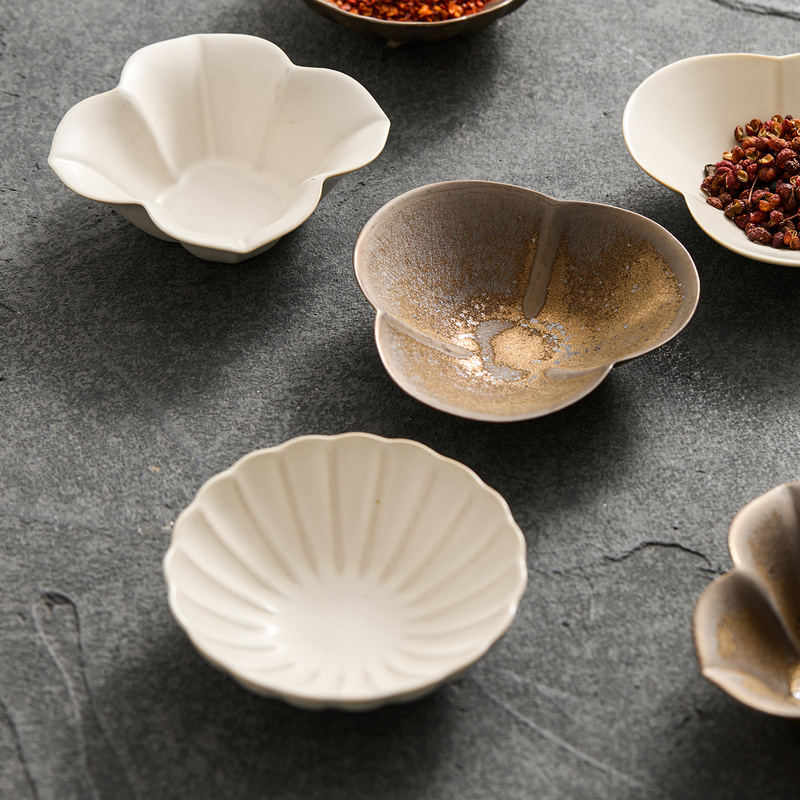Yogurt Kiln-Fired Irregular-Shaped Flavor Dish, Small Dish for Home Use, Exquisite Small Plate for Barbecue Dipping Sauce, Hot Pot Seasoning Dish Yogurt Kiln-Fired Irregular-Shaped Flavor Dish, Small Dish for Home Use, Exquisite Small Plate for Barbecue Dipping Sauce, Hot Pot Seasoning Dish