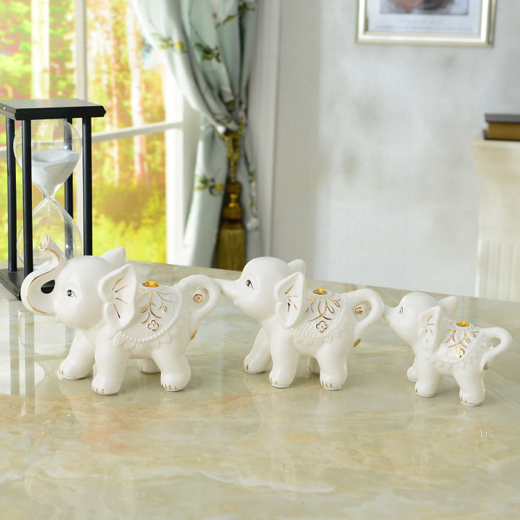 wedding gift creative family elephant living room TV cabinet cabinet process home decorations elephant ornaments