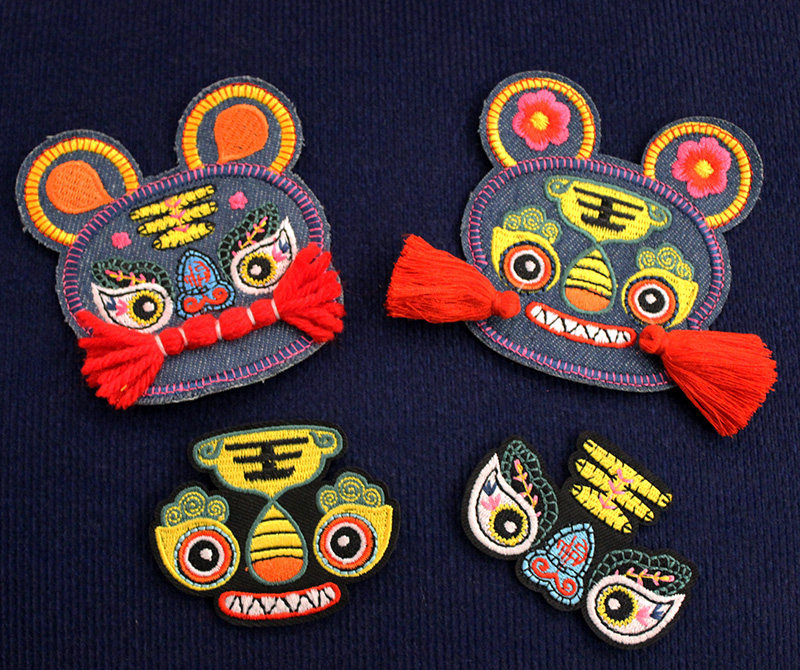 Small tiger posted mini tiger embroidery cloth