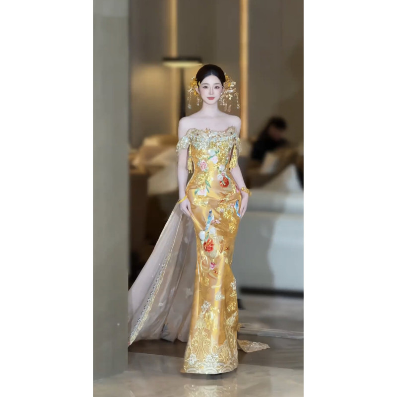 New Chinese-Style Nanyang-Inspired Design, Strapless Heavy Embroidery Fishtail Gown for Women, Gold Train Dress for Toasting, Bridal Wedding Dress