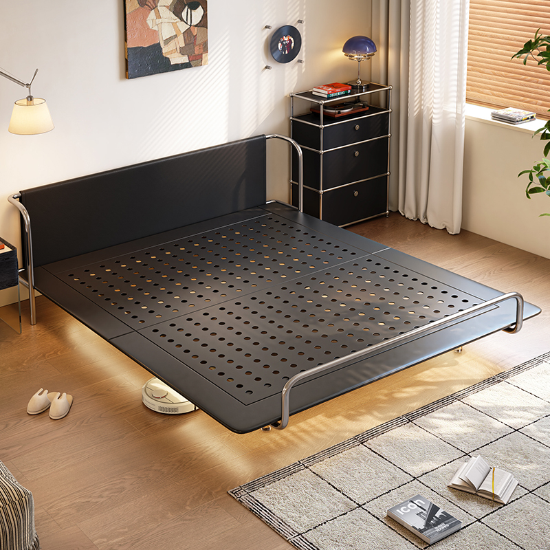 Bauhaus-Style Wrought Iron Bed, Suspended Carbon Steel Bed Frame, Iron Frame, Black Iron Bed, Double Bed for Home Use