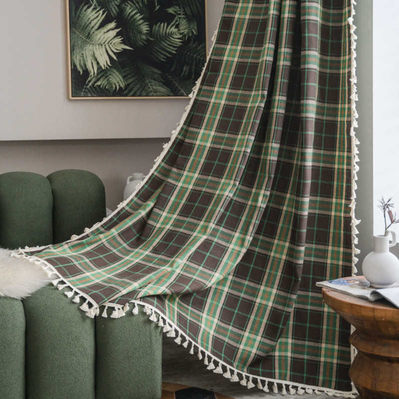 American-Style Christmas Red and Green Plaid Curtains, No-Drill Retro Small Window Kitchen Curtains, Semi-Blackout Bay Window Christmas Holiday