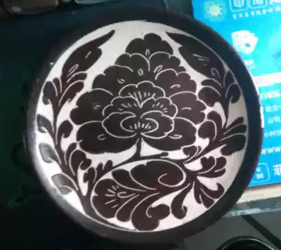 Cizhou kiln 70 80 s flower glaze l black glaze carved peony plate Handan ceramics in the Seventies and Eighties