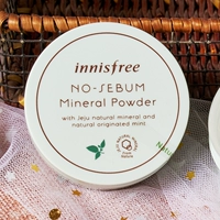 Bốn cửa hàng làm đẹp nhỏ innisfree Yue style 薄荷 mint khoáng lỏng bột 5g kiểm soát dầu trang điểm phấn phủ bột