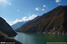 河道峡口背景墙现