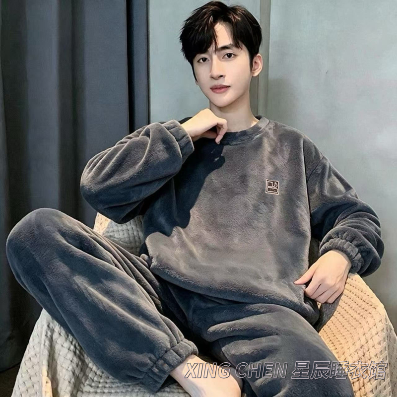 Coral Velvet Pajamas for Men in Autumn and Winter, Thickeneded Flannel, Large Size, Warm for Teenagers, Men's Home Clothes That Can Be Worn Outside Coral Velvet Pajamas for Men in Autumn and Winter, Thickeneded Flannel, Large Size, Warm for Teenagers, Men's Home Clothes That Can Be Worn Outside
