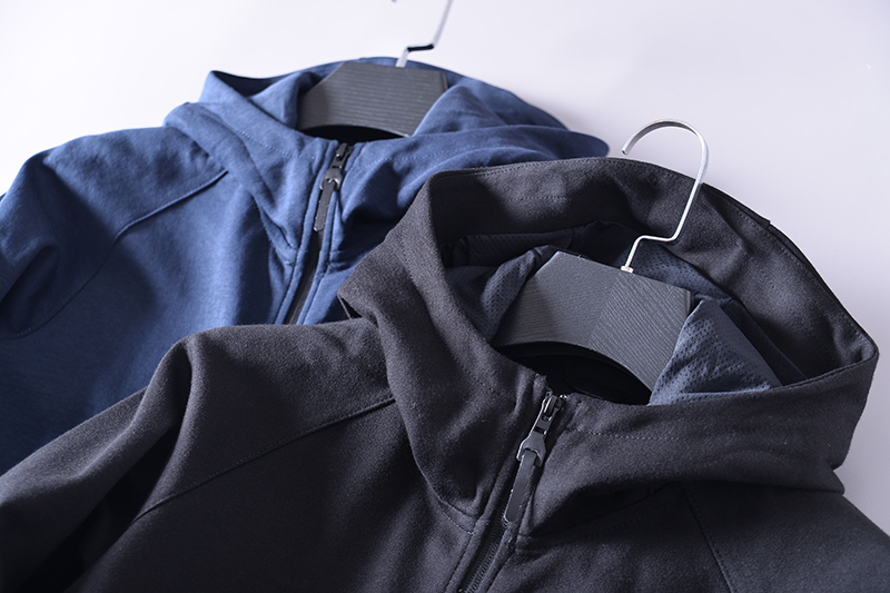 Vải của khách tùy chỉnhnhà máy đuôi thể thao đơn nam giới thường thương mại của nước ngoài dệt kim trùm đầu triều áo khoác áo khoác.