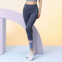 Синий комбинезон, в обтяжку