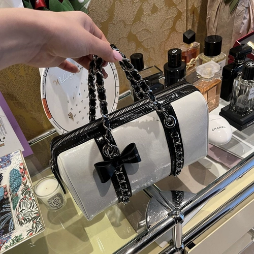 Серебряная сумка через плечо с бантиком, бостонская сумка, в стиле Шанель