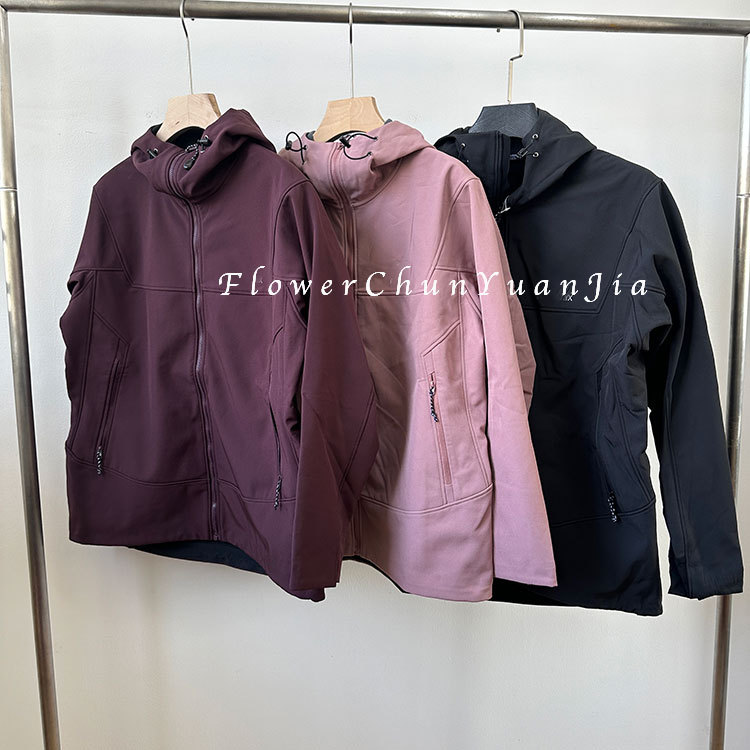 Classic Women's Hooded Softshell Thin Fleece Embroidered Logo Outdoor Hooded Hiking Zipper Windproof Jacket