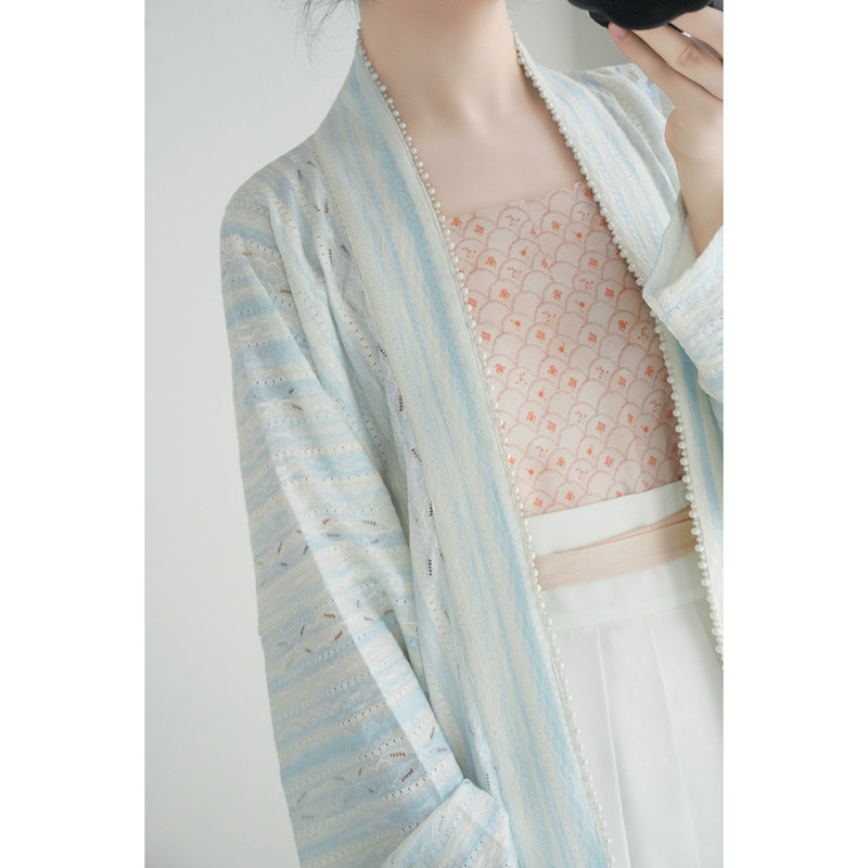 【055】Spring and Summer New Style Pearl-Front Short Shirt, Loose Fit, Daily Song Dynasty-Style Hanfu Top, Versatile for Commuting Women