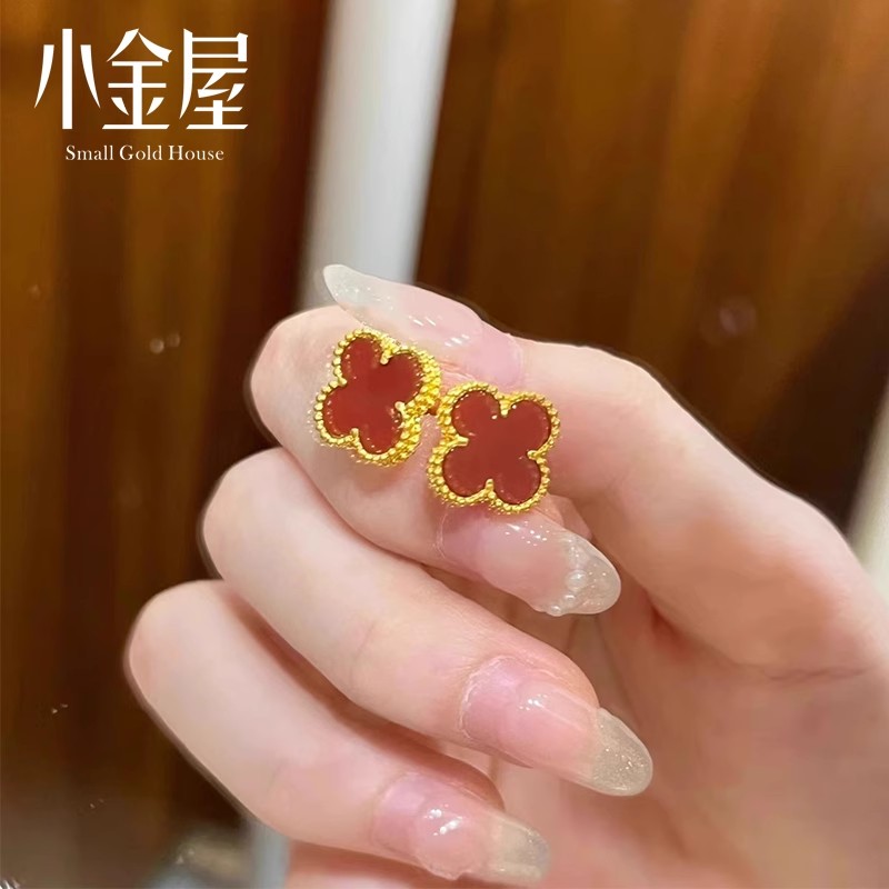 巴黎世家皮草价格大揭秘：奢华背后的真金白银！