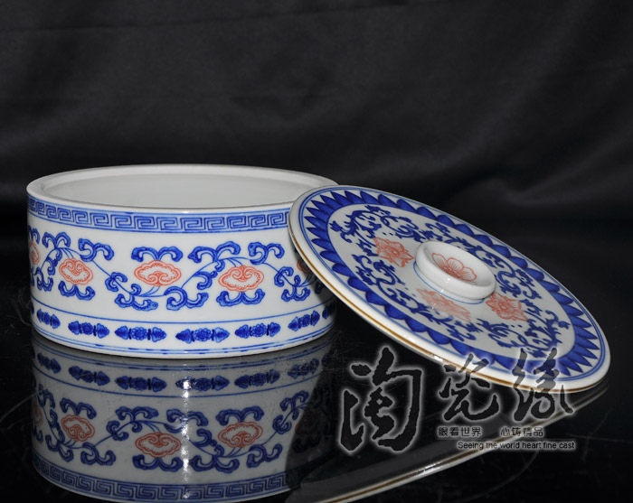 Offered home - cooked hand blue and white porcelain in jingdezhen tea caddy fixings storage tank tea cake "huaxia yong rui"