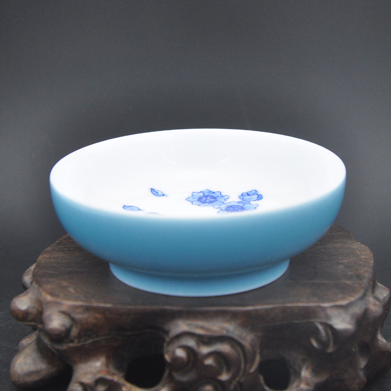 Offered home - cooked in jingdezhen porcelain tea cups Jin Hongxia sample tea cup blue and white color glaze tea manually