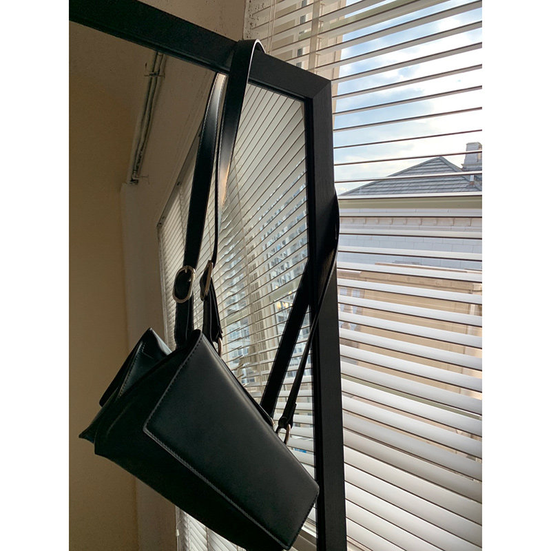 JCCC Shadow Irregular Single Shoulder Special Women Bag Method Small Crowdsourced Design Bag Fashion Personality Skew Satchel Bag