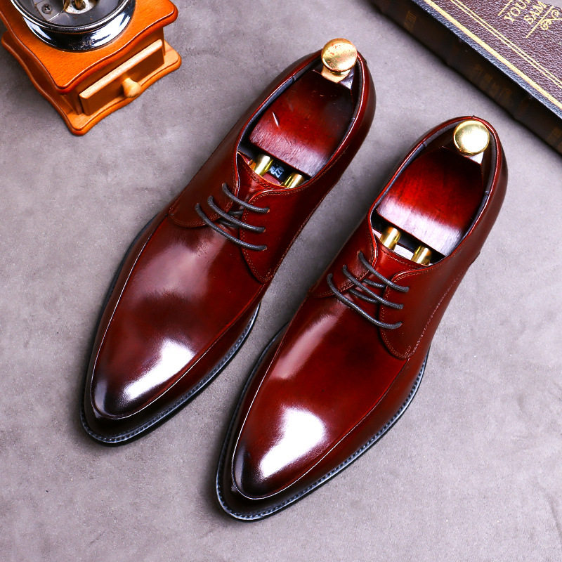 Inglén Business Leather Shoes Men Light Lavish Fashion Bull Leather Men Shoes 100 Hitch Wear Wear Resistant Wine Red Wedding Groom Shoes 