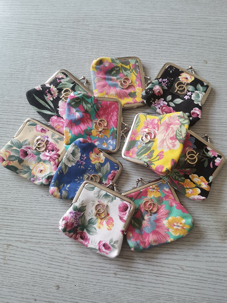 Foreign Trade Tailstock Clearing House Handling Cotton Linen Cloth Art Outlet Gold Zero Money Bag Coin Bag Small Containing Bag