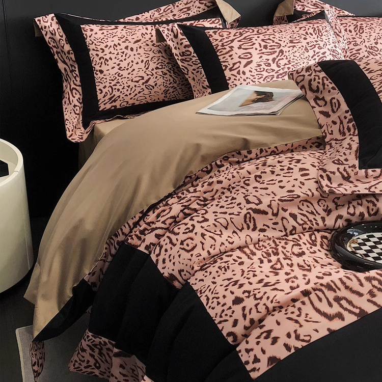 A Day in the Life of a Little Rich Woman︱European and American High-End Four-Piece Set of Pure Cotton Pink Leopard Print Duvet Cover and Bed Sheet Pure Cotton Bedding